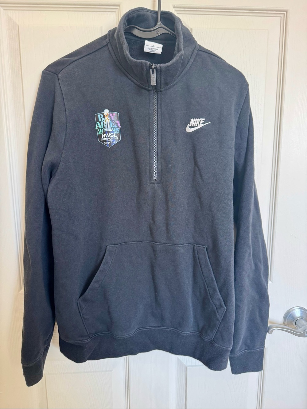 Nike Black Quarter-Zip Pullover with Embroidered Logo Long Sleeve Women’s Large